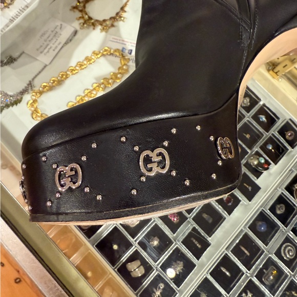 Gucci Janaya Black Leather Silver GG Logo Hourglass Heel Ankle Boots EU40 / US 9 - Picture 8 of 10